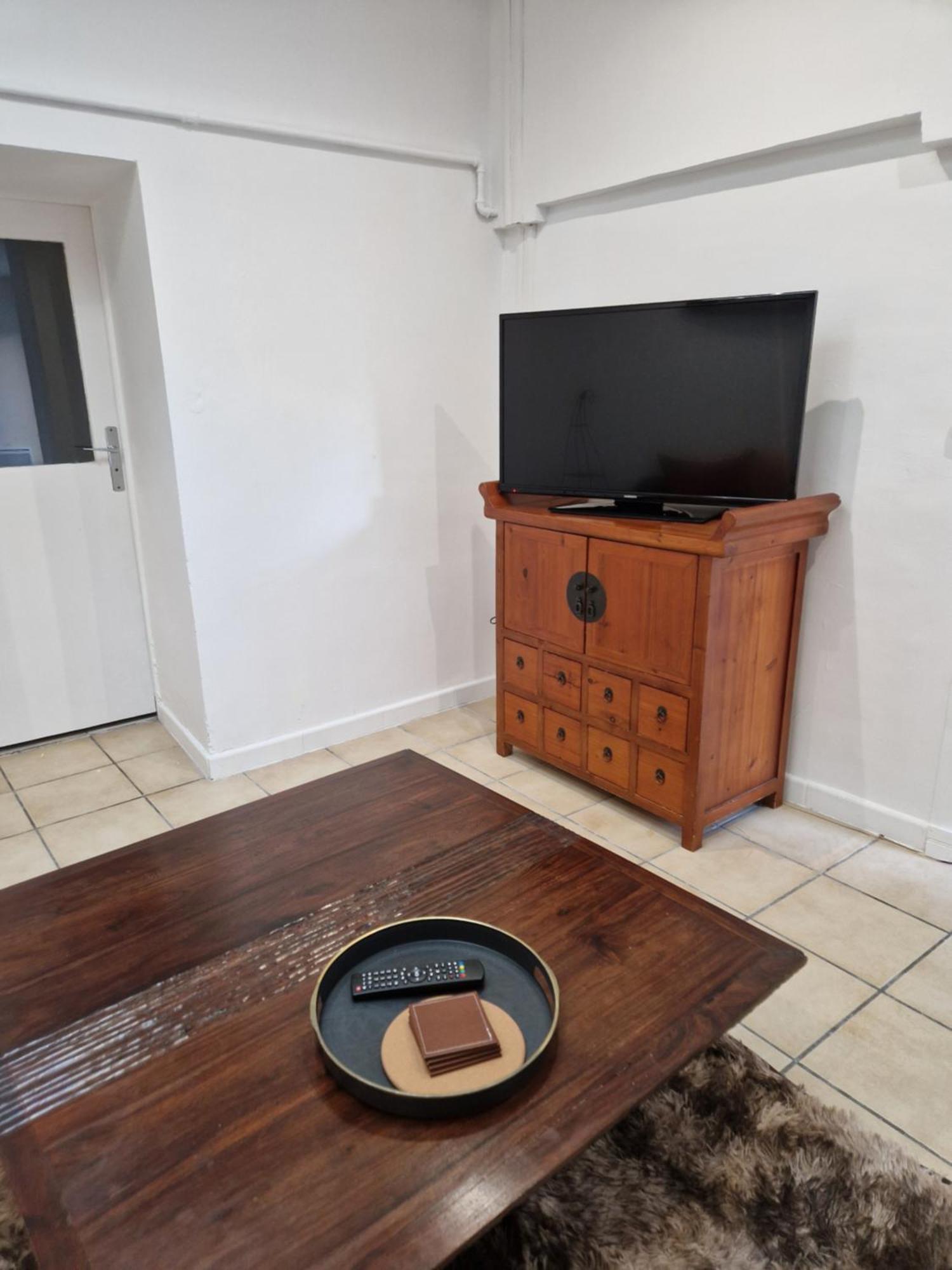 Calme Et Cosy A 2 Pas Du Centre Et Du Chateau * Bruyeres-le-Chatel
